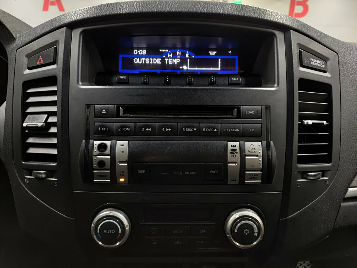 Mitsubishi Pajero 2007