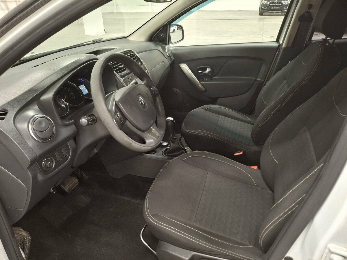 Renault Logan 2017
