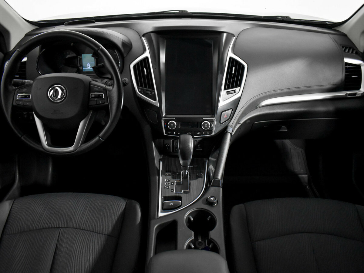 Dongfeng AX7