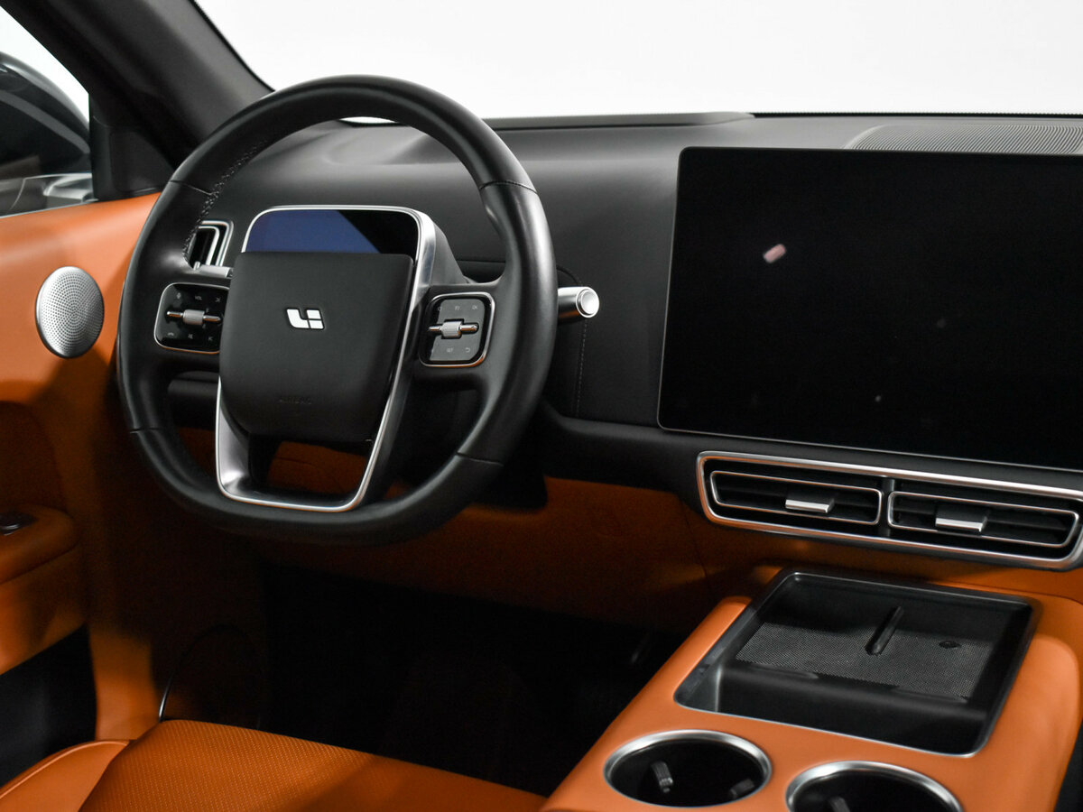 Li Auto (Lixiang) L9