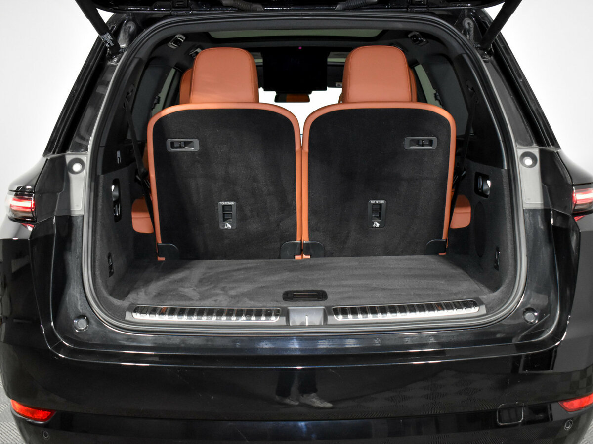 Li Auto (Lixiang) L9 2023