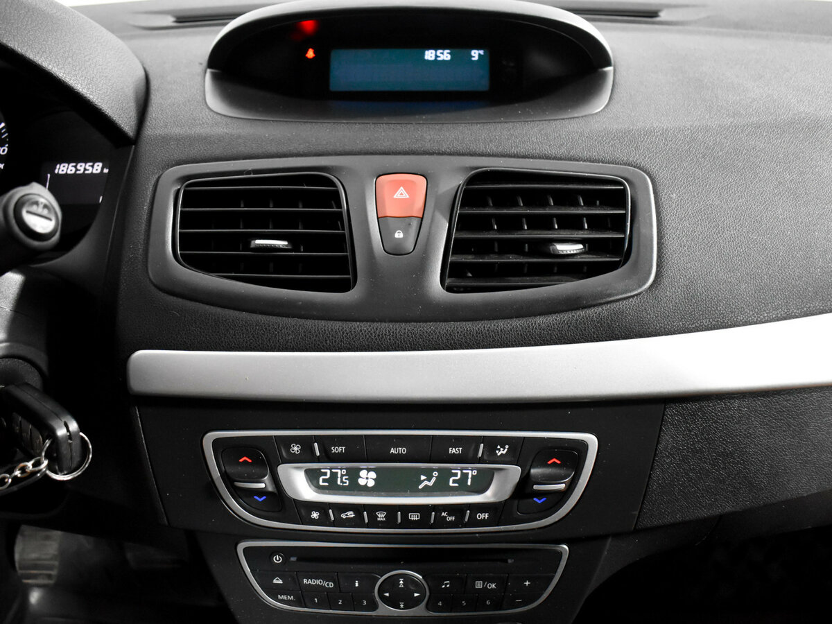 Renault Fluence 2011
