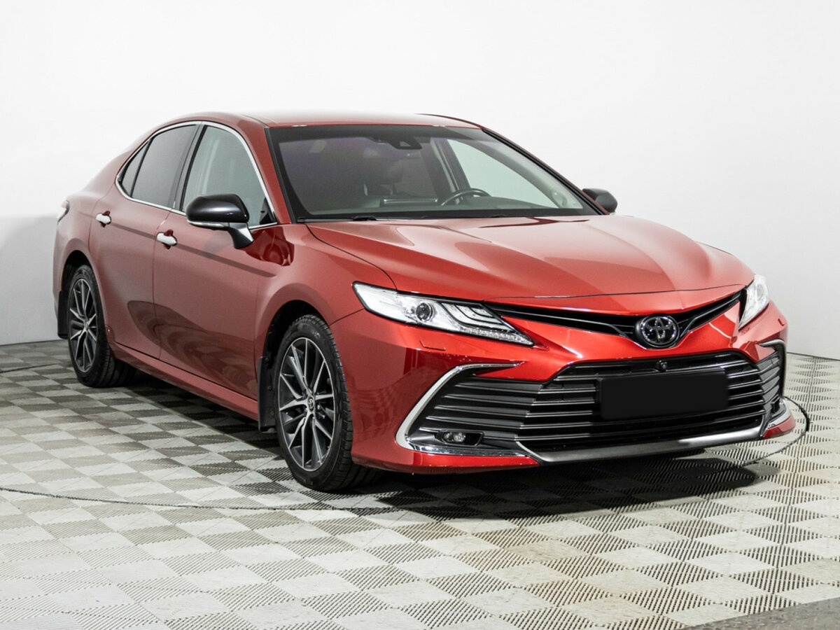 Toyota Camry 2021