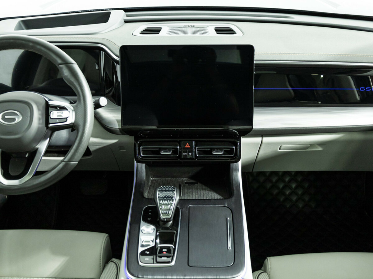 GAC GS8