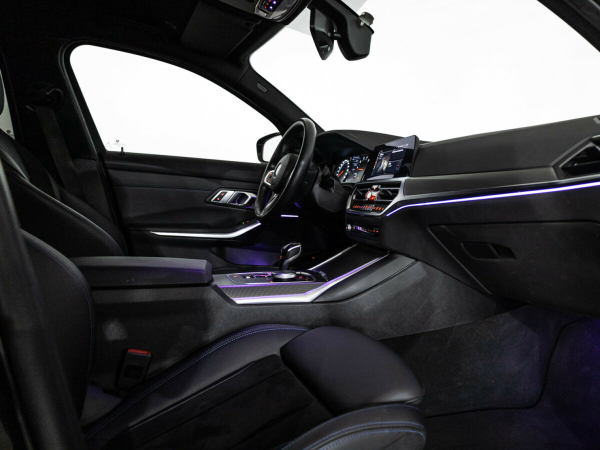 BMW 3 серии 2021