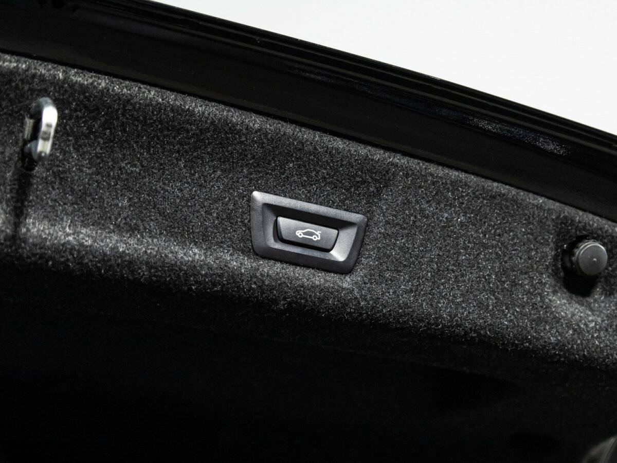 BMW 3 серии 2021