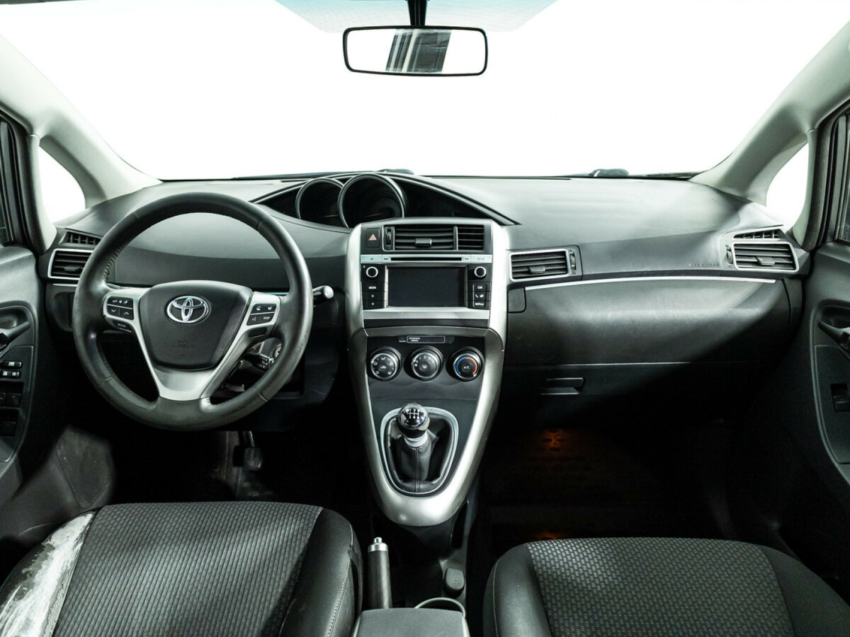 Toyota Verso 2013