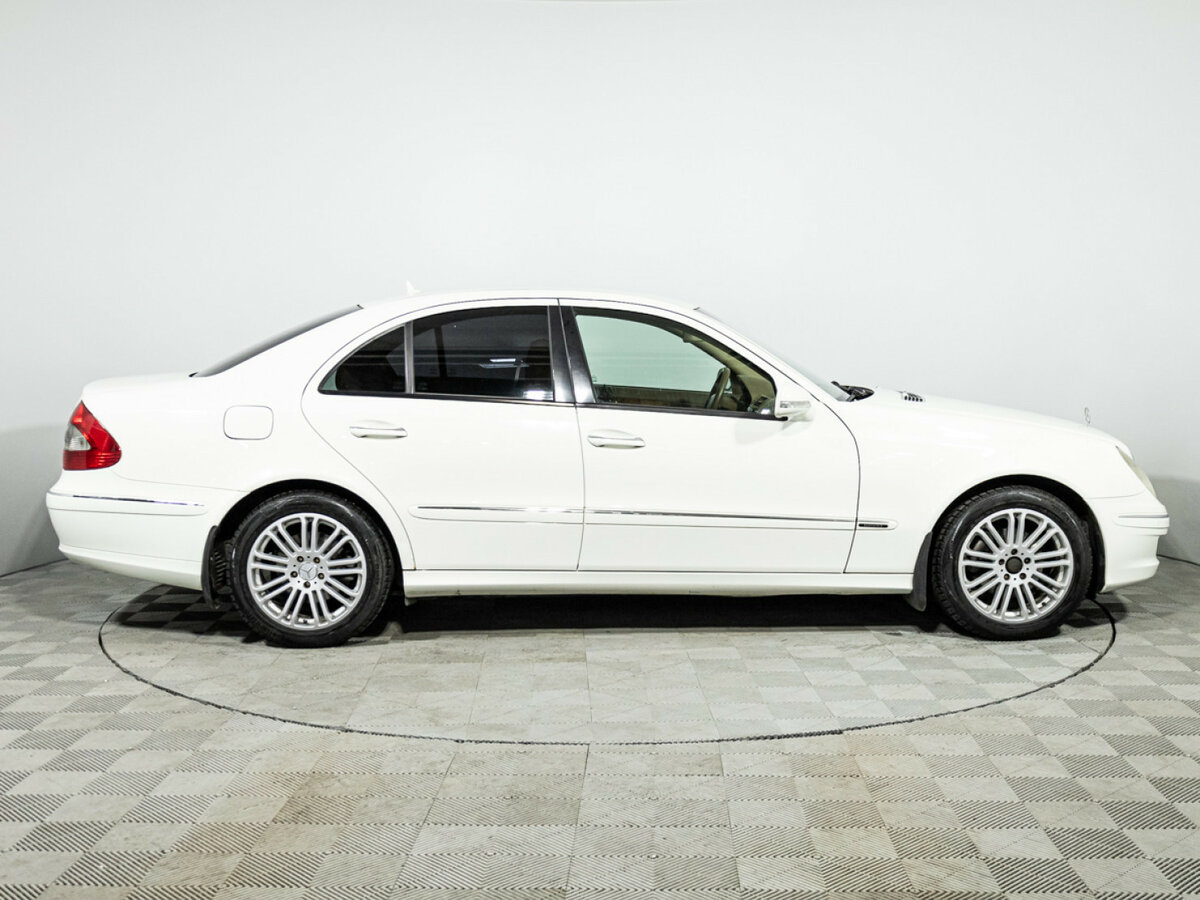 Mercedes-Benz E-Класс