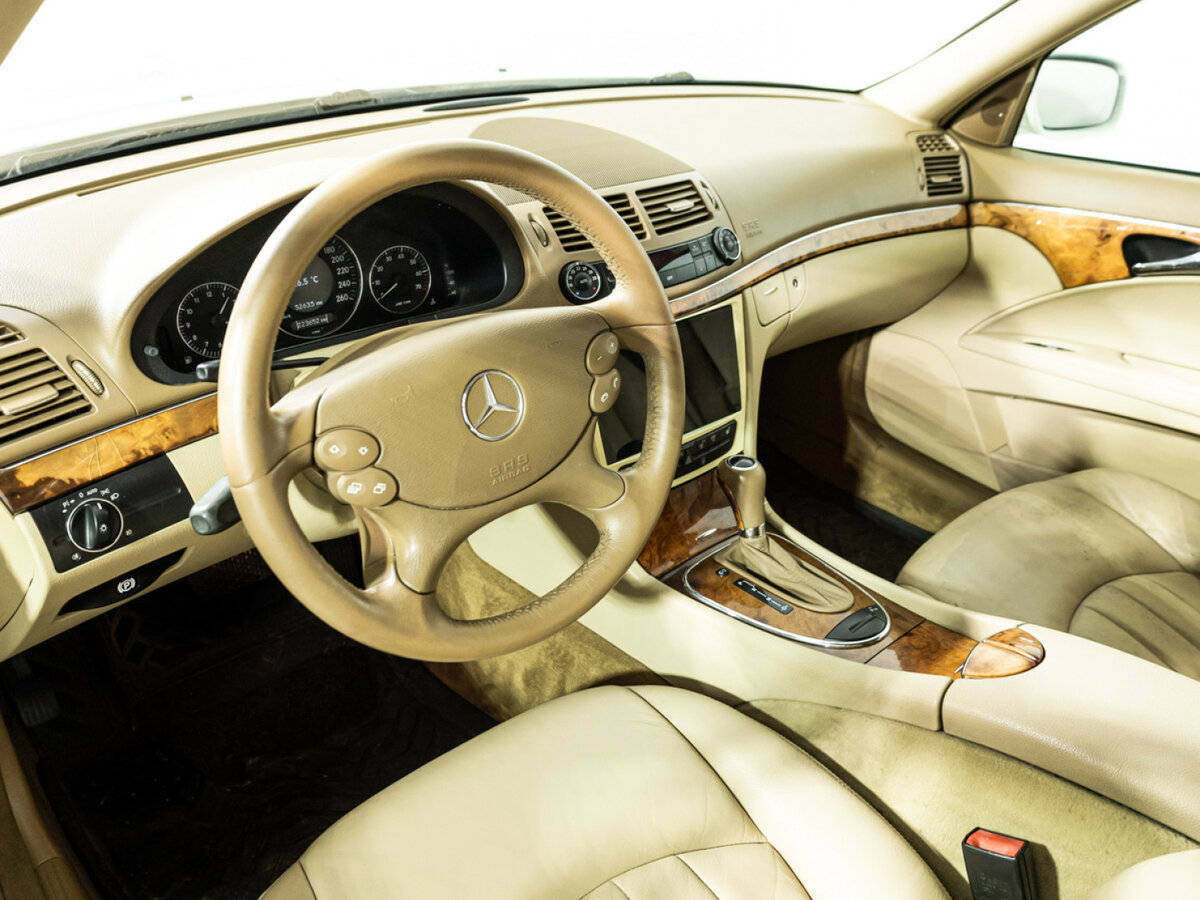 Mercedes-Benz E-Класс 2009
