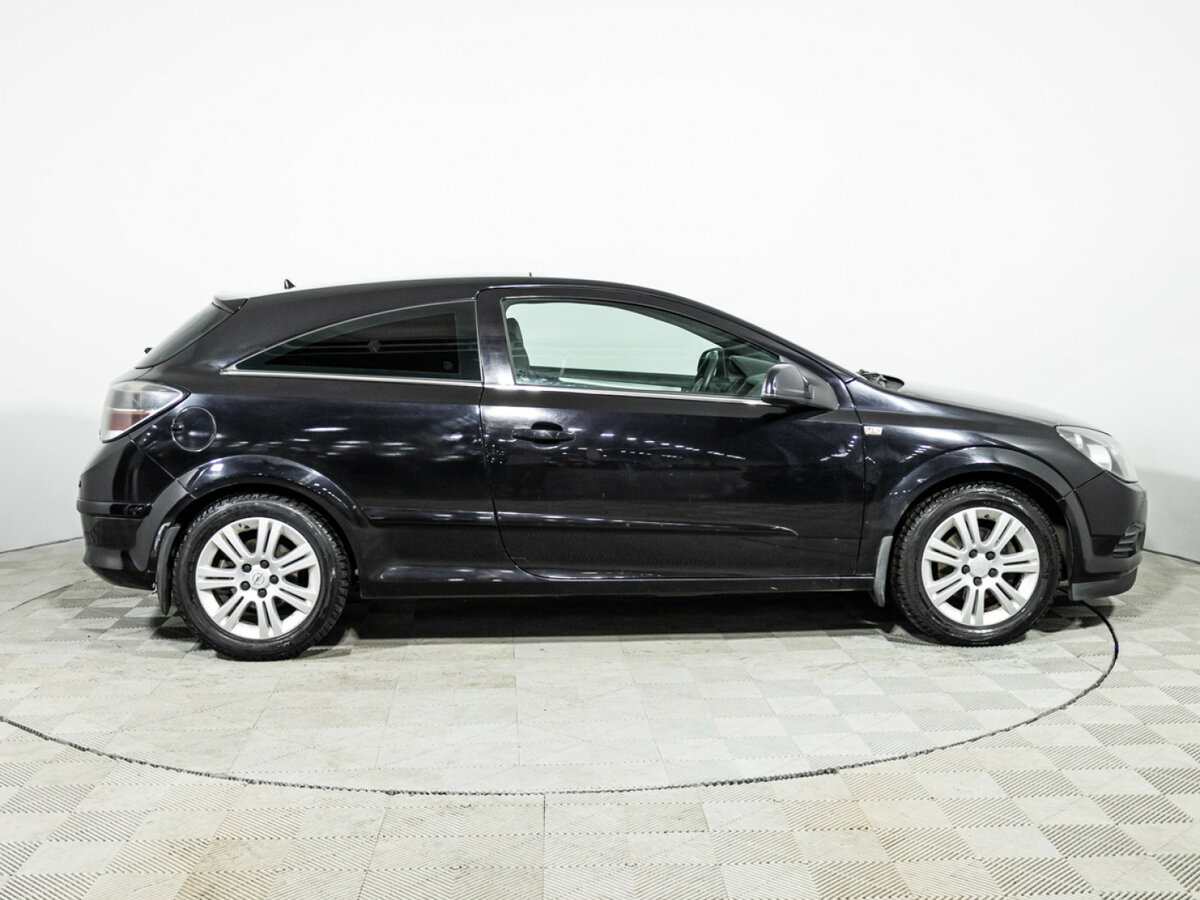 Opel Astra 2010