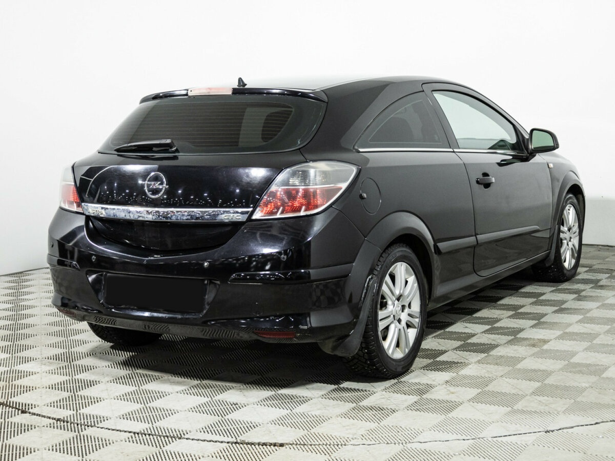 Opel Astra 2010