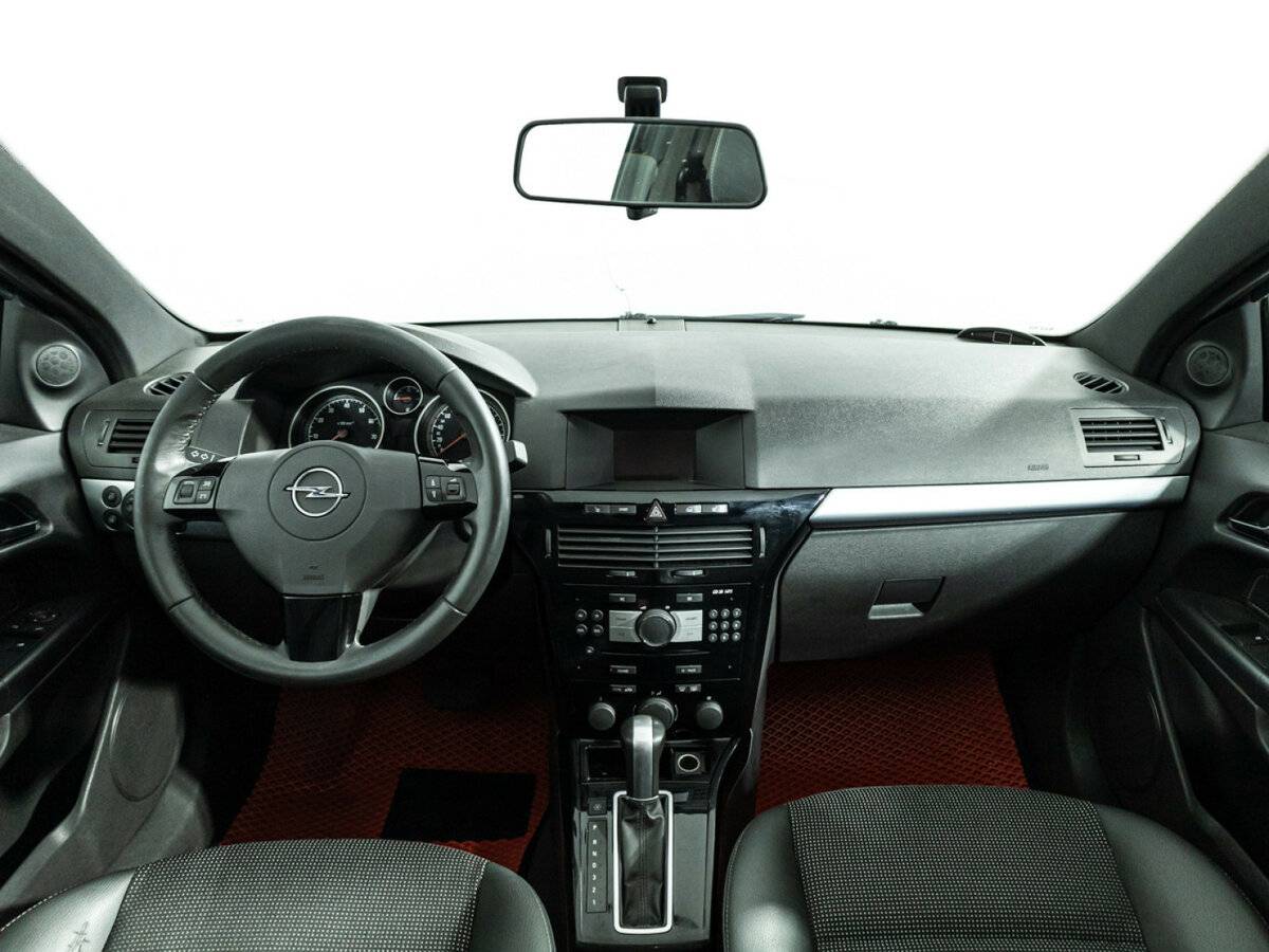 Opel Astra 2010