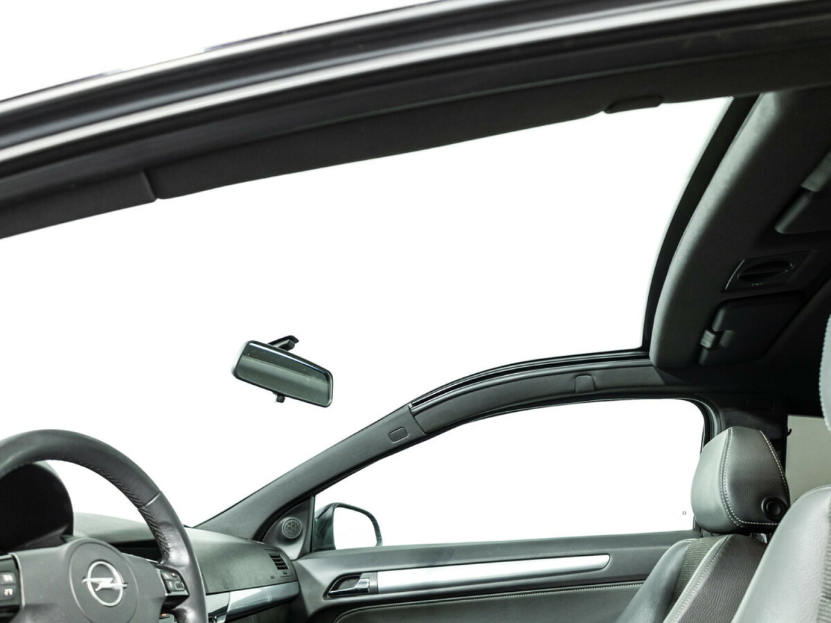 Opel Astra 2010