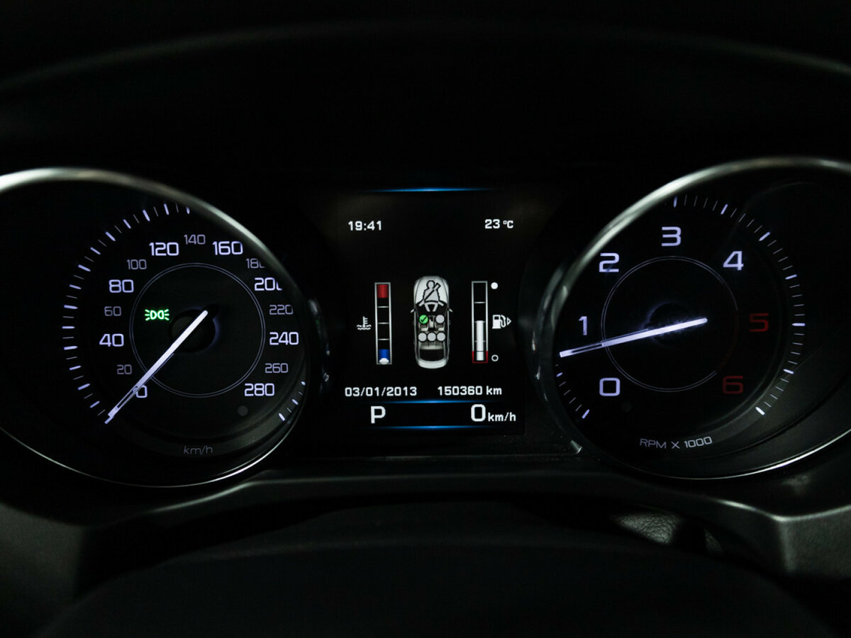 Jaguar XE 2015