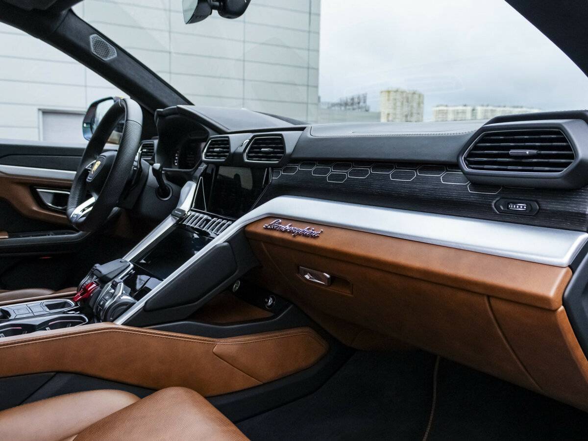 Lamborghini Urus 2020