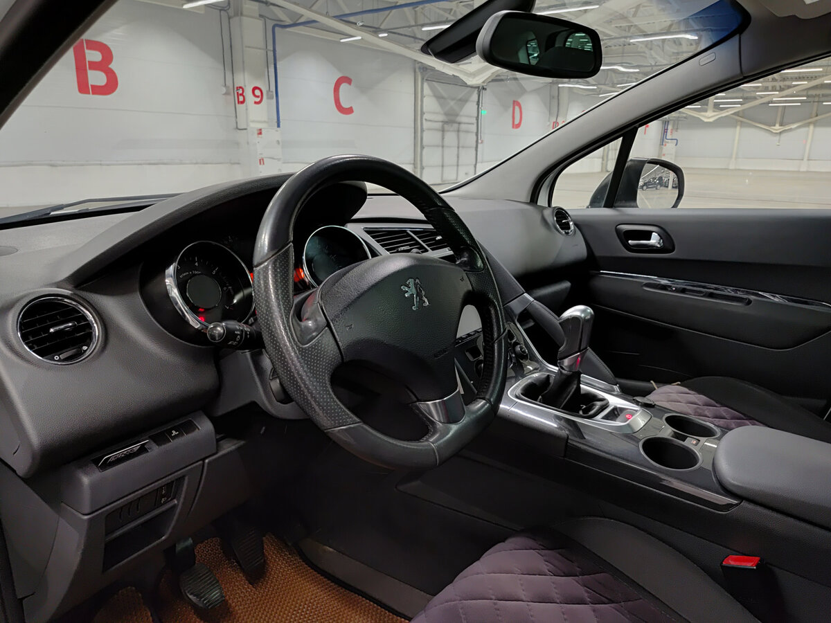 Peugeot 3008 2012