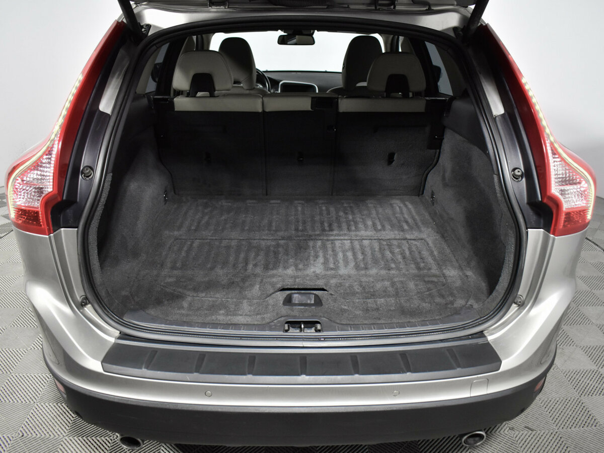 Volvo XC60 2011