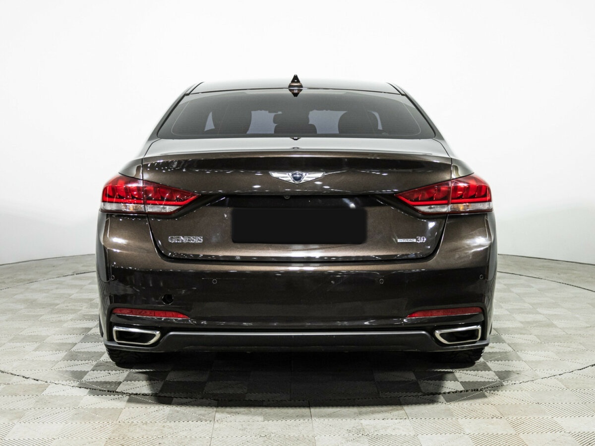 Hyundai Genesis 2015