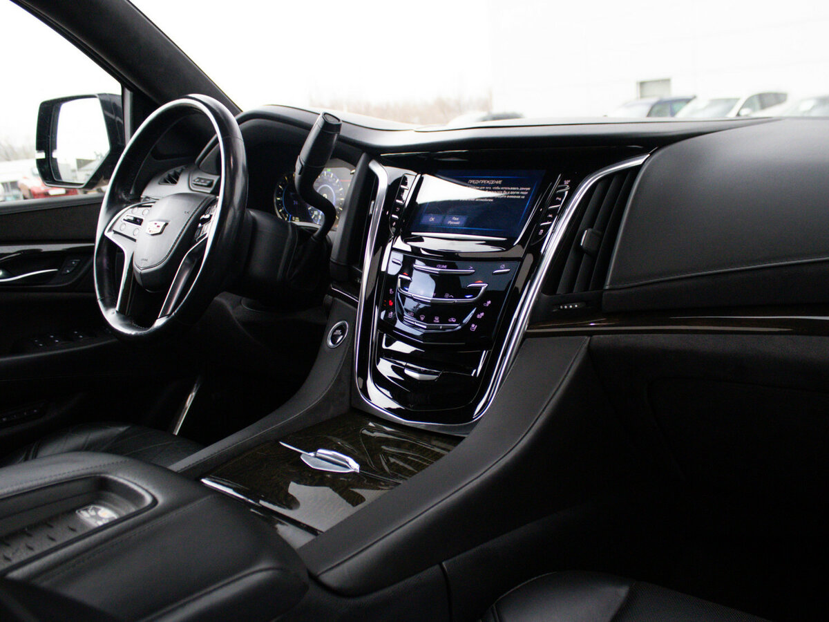 Cadillac Escalade 2016