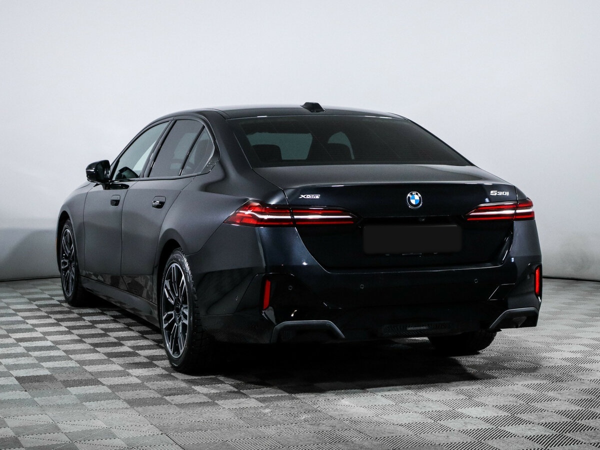 BMW 5 серии 2024