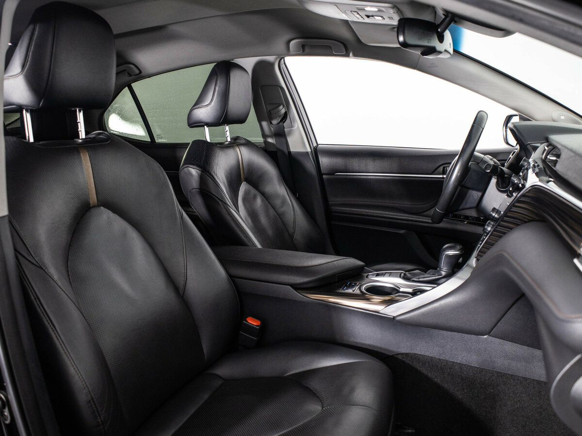 Toyota Camry 2018