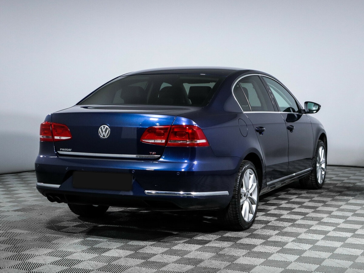 Volkswagen Passat 2011