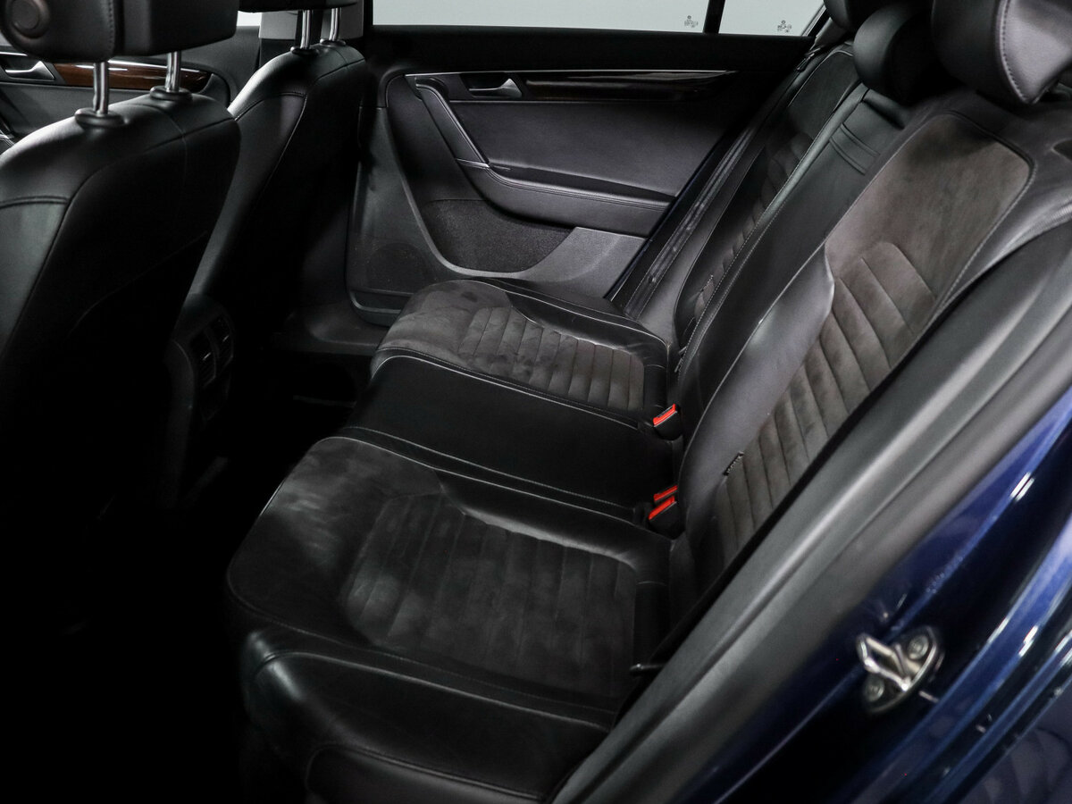 Volkswagen Passat 2011