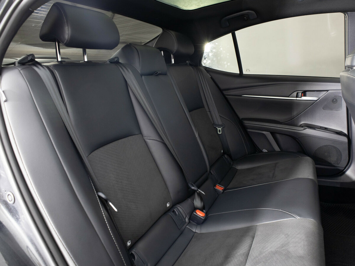 Toyota Camry 2024
