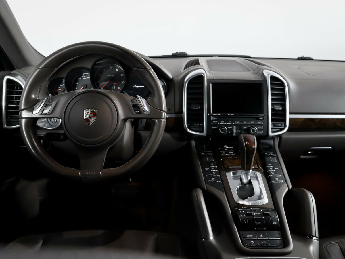 Porsche Cayenne 2011