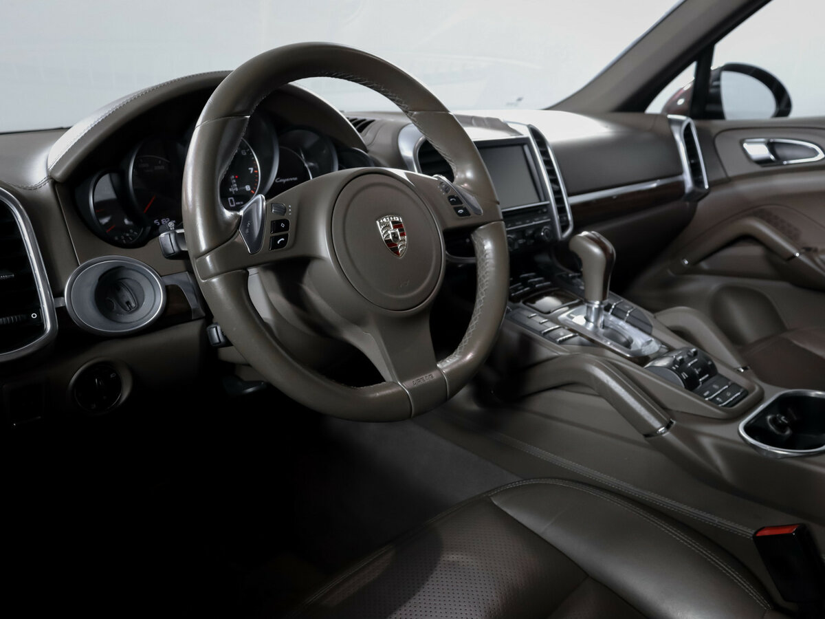 Porsche Cayenne 2011