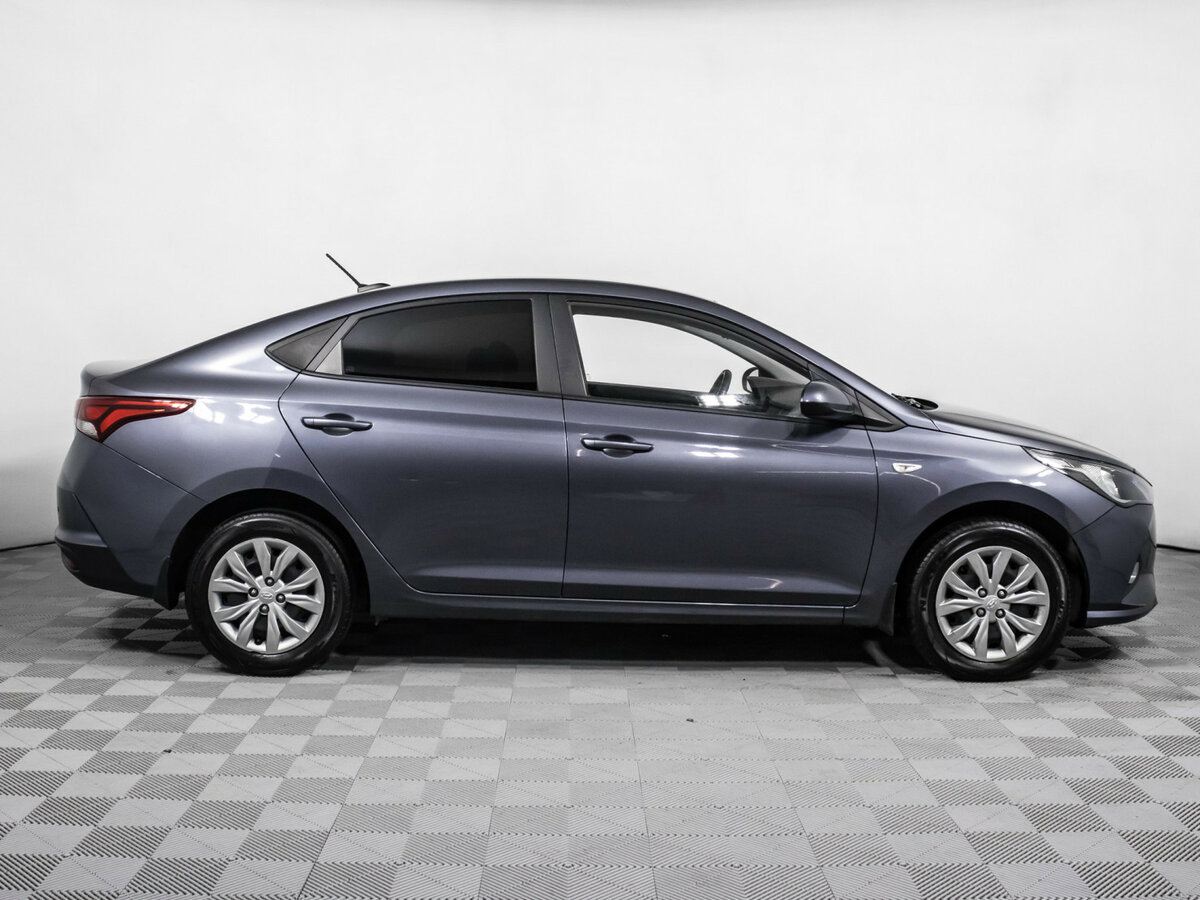 Hyundai Solaris 2021