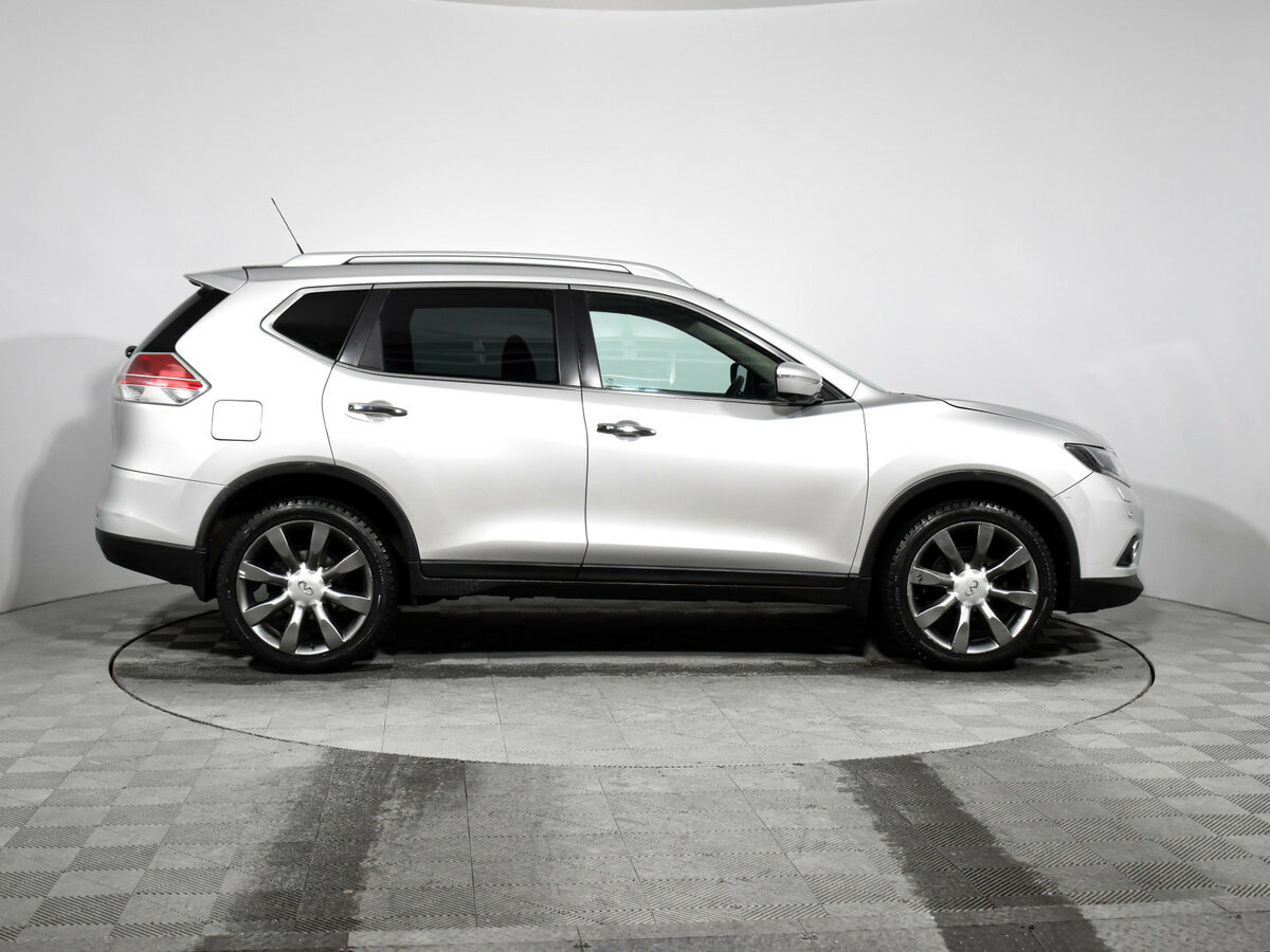 Nissan X-Trail 2015