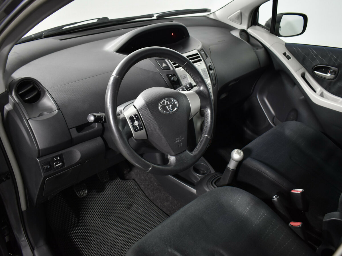 Toyota Yaris 2008