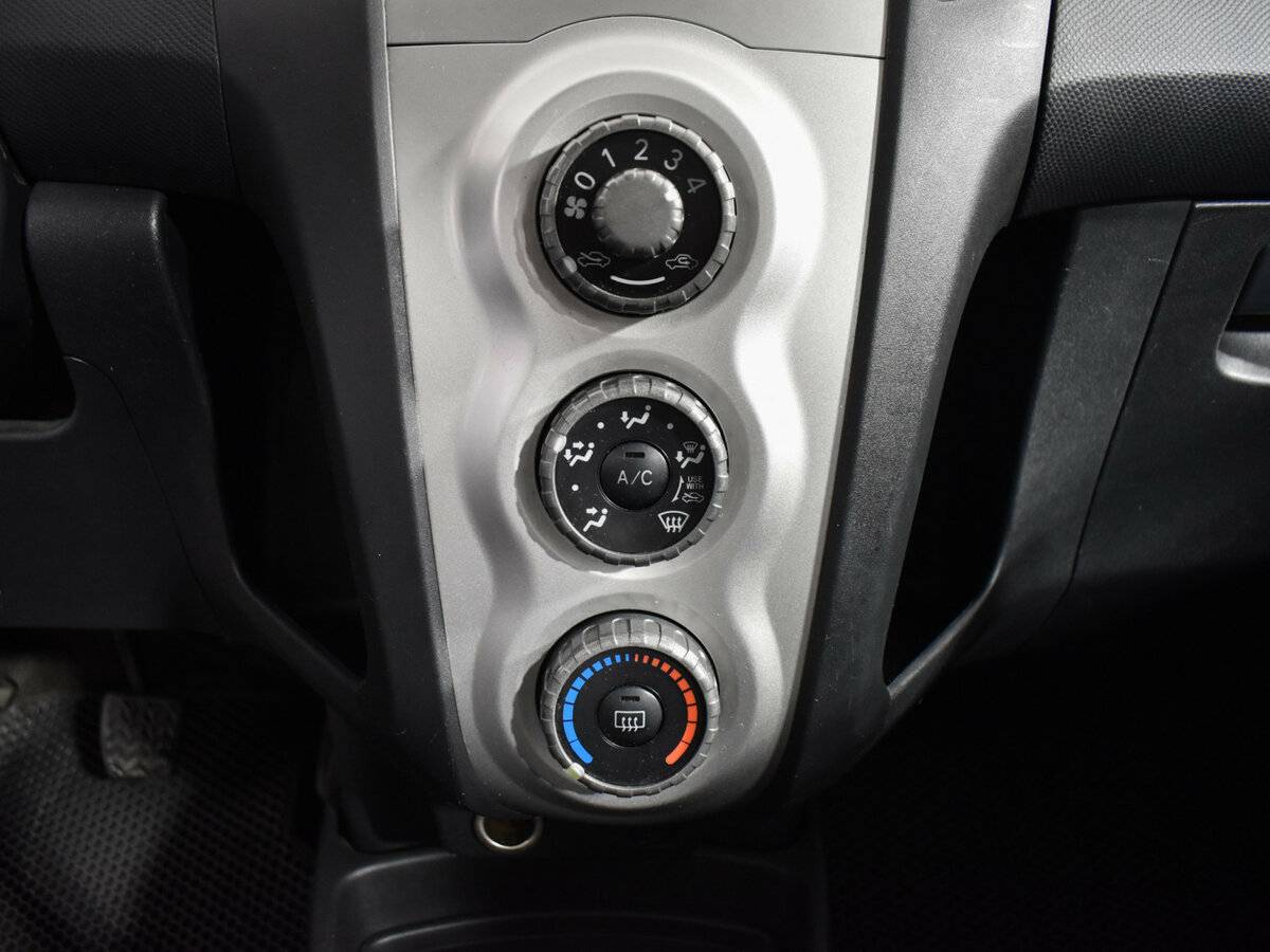 Toyota Yaris 2008