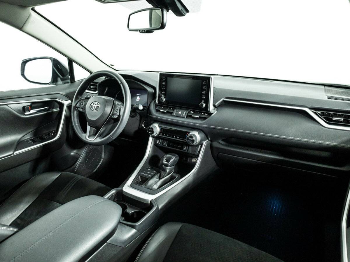 Toyota RAV4 2021