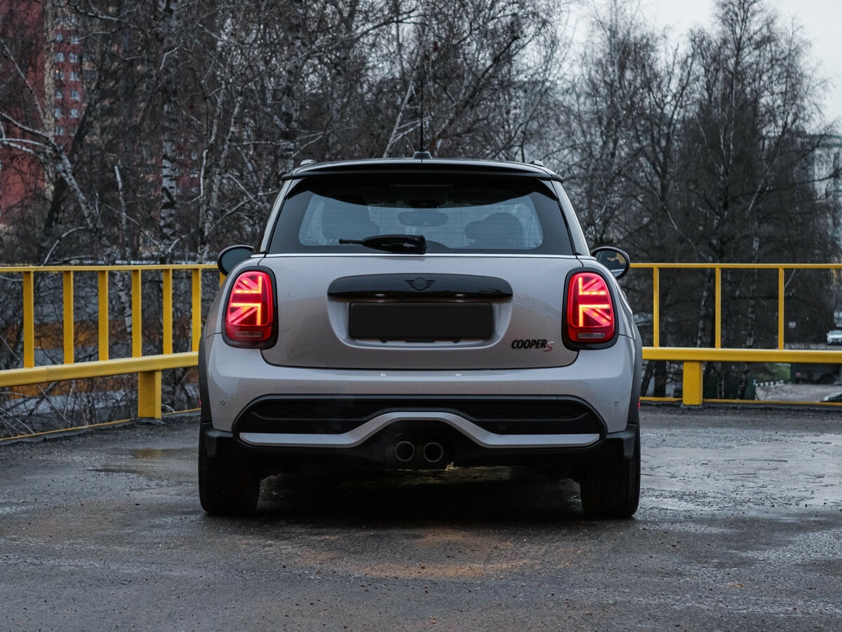 Mini Hatch