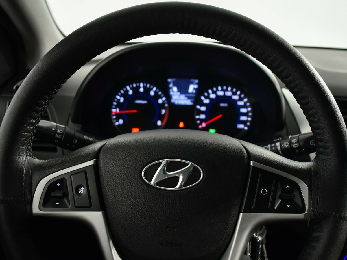 Hyundai Solaris 2014