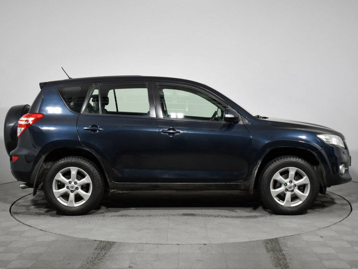 Toyota RAV4 2011
