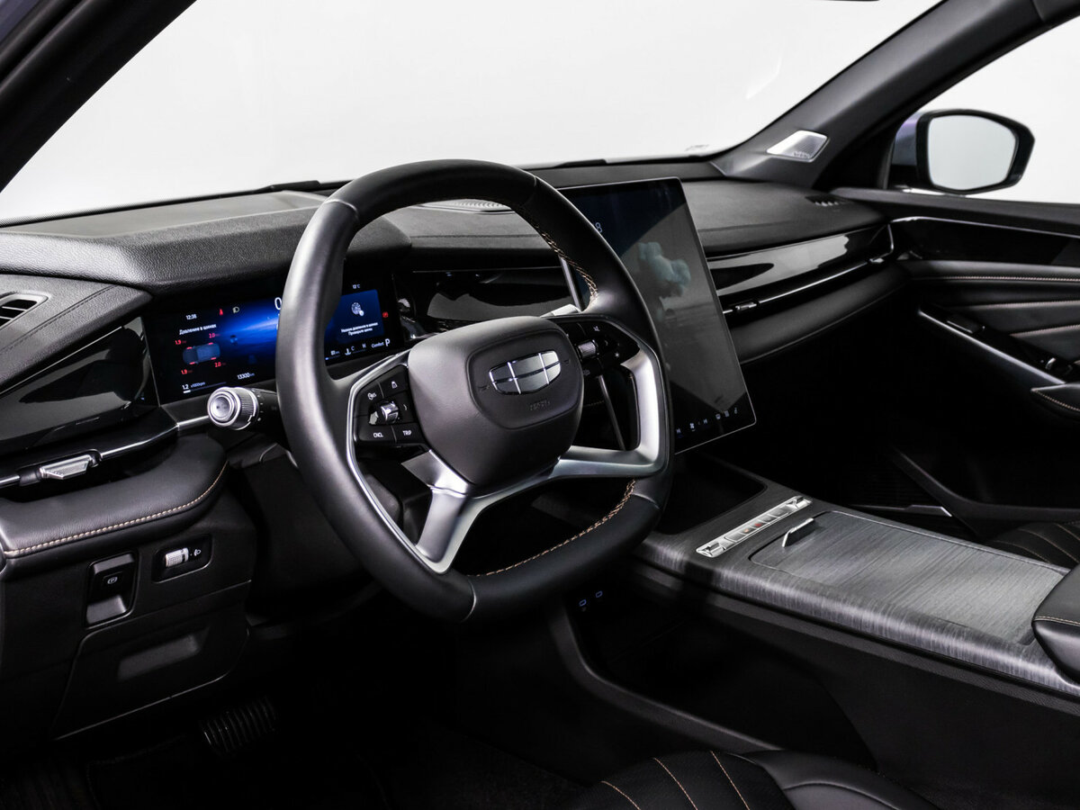 Geely Preface 2024
