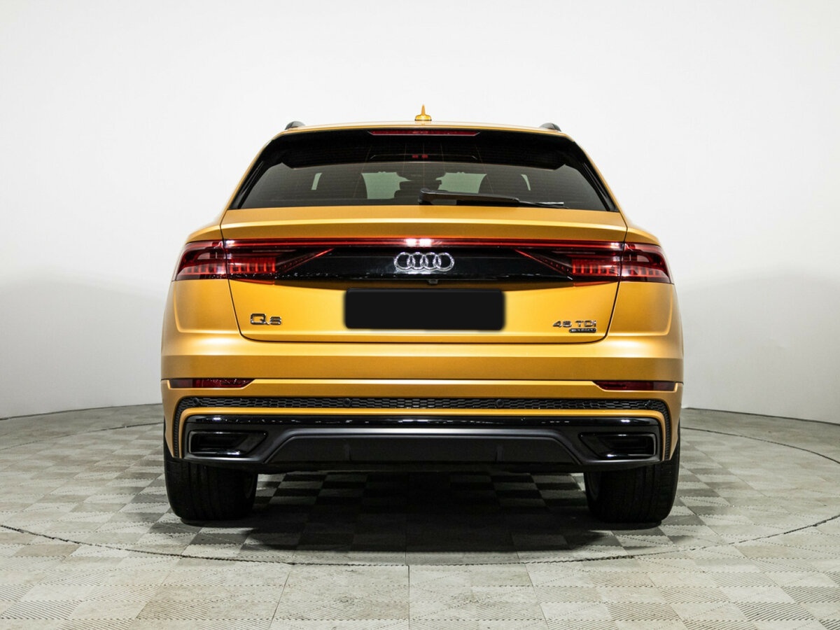 Audi Q8