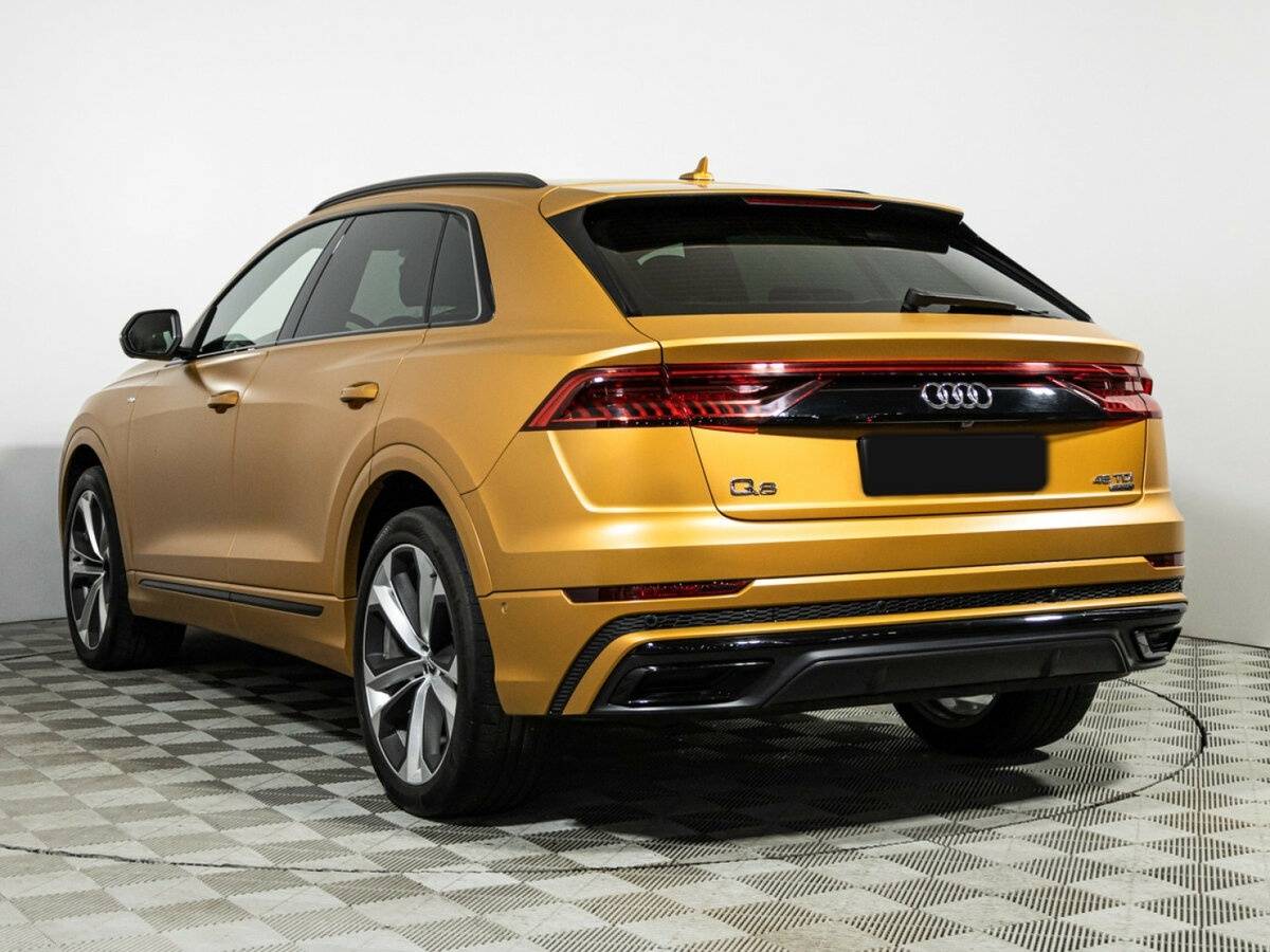 Audi Q8