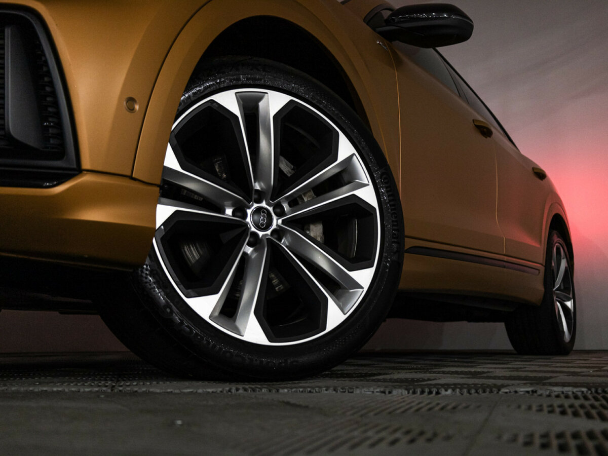 Audi Q8