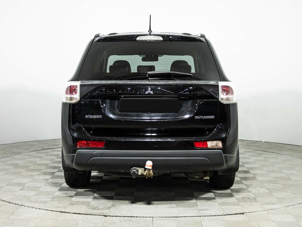 Mitsubishi Outlander 2013