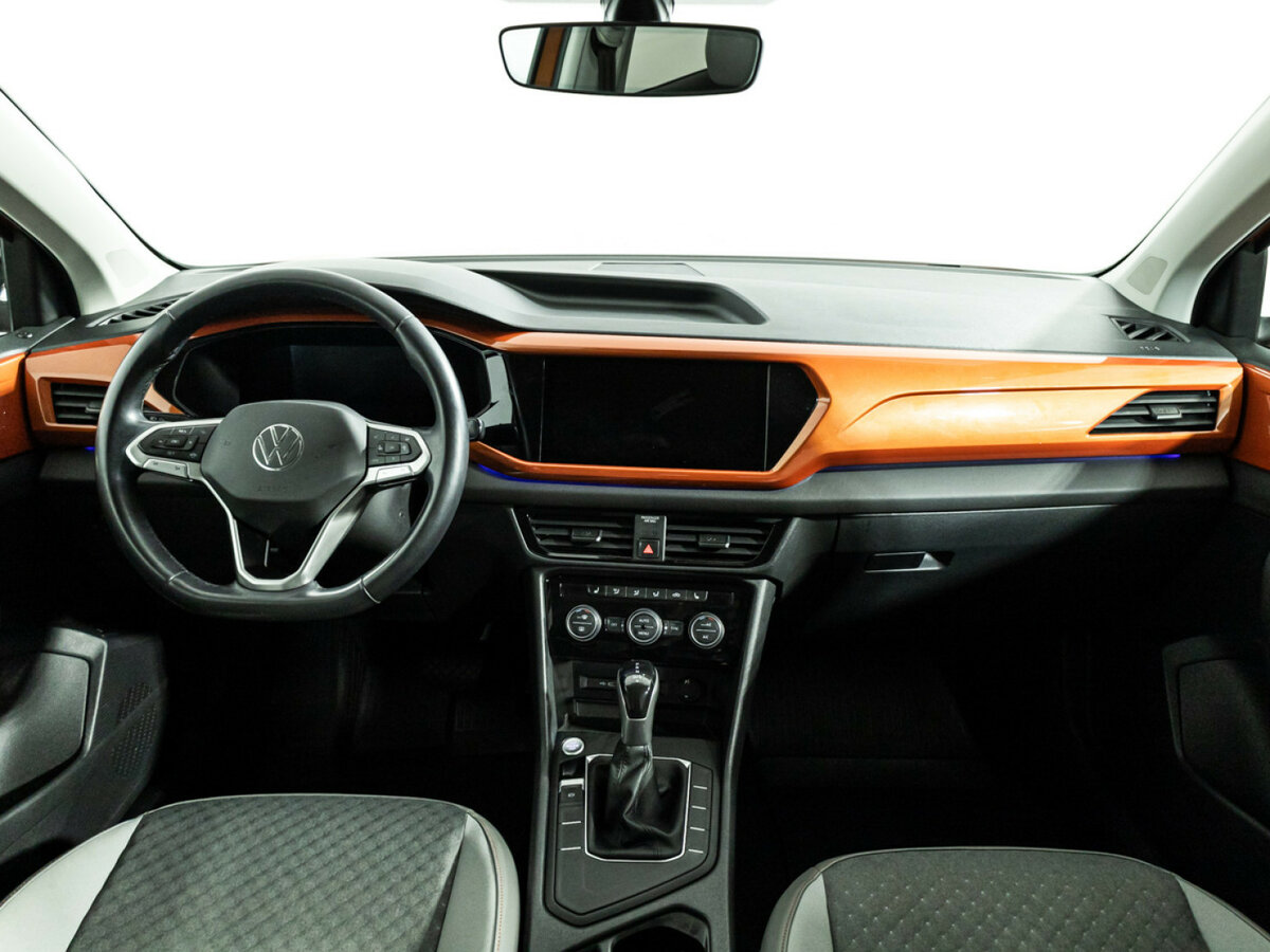 Volkswagen Taos