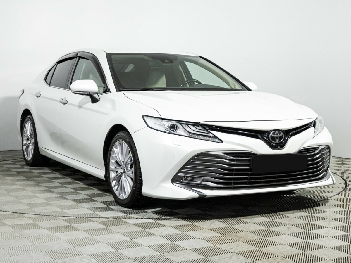 Toyota Camry 2020