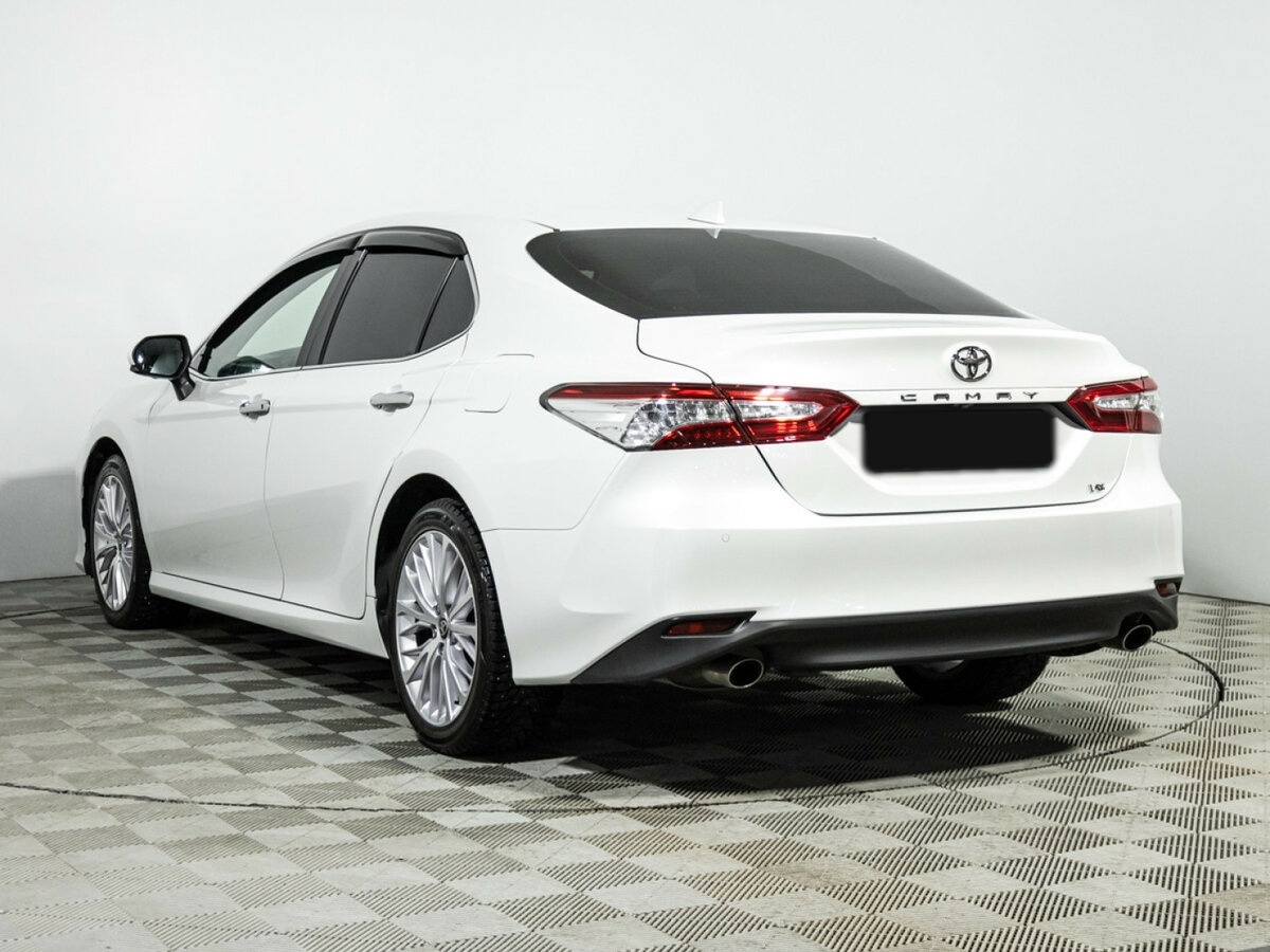 Toyota Camry 2020