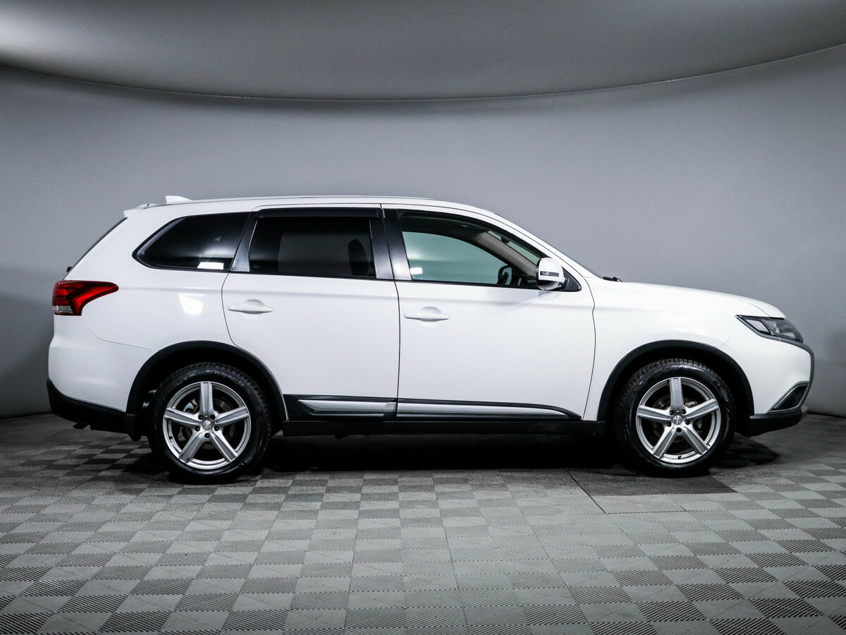 Mitsubishi Outlander 2018