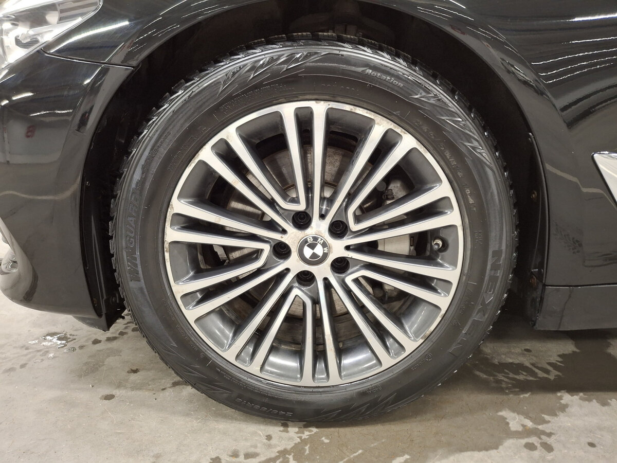 BMW 5 серии 2019