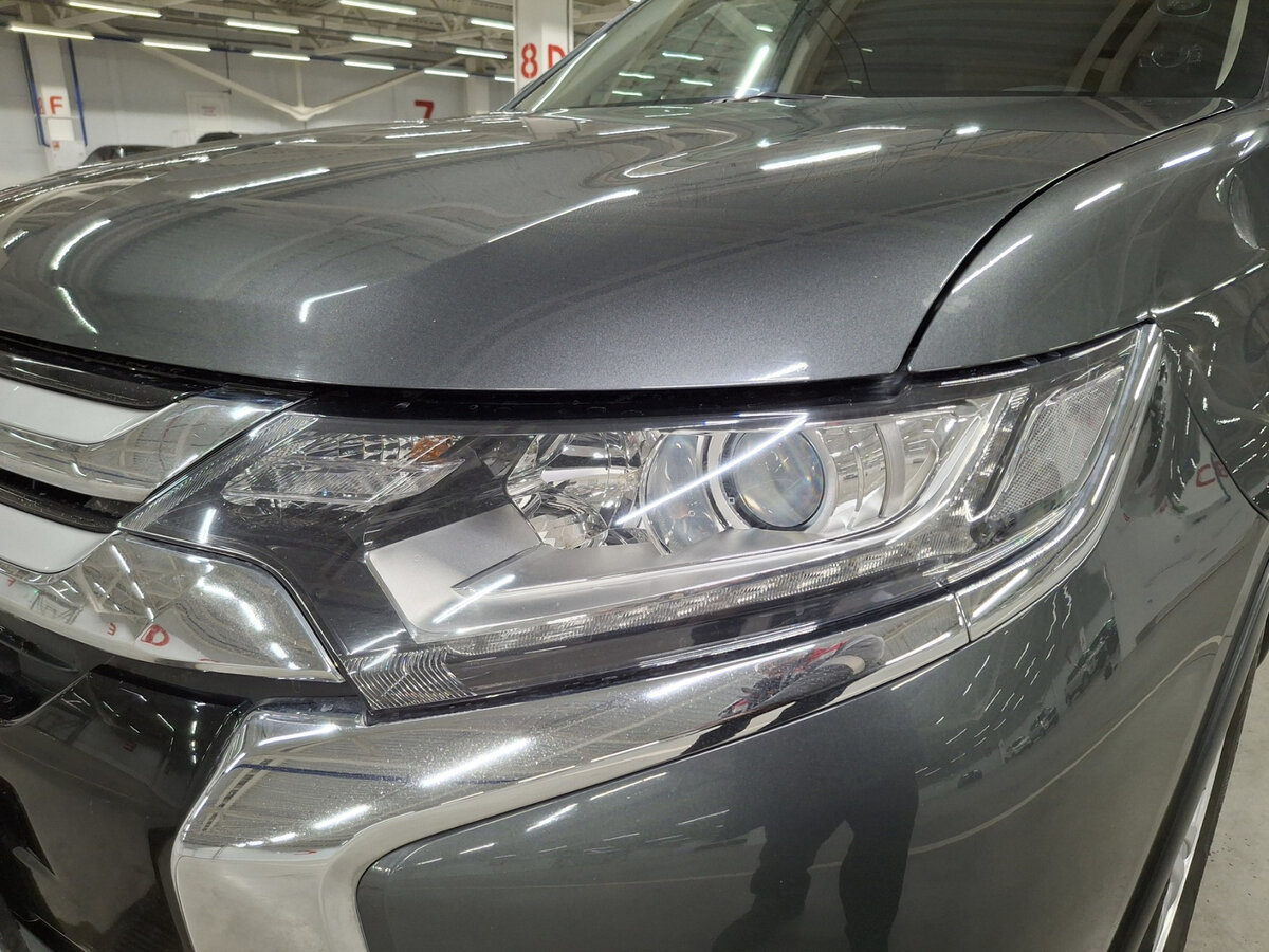 Mitsubishi Outlander 2015