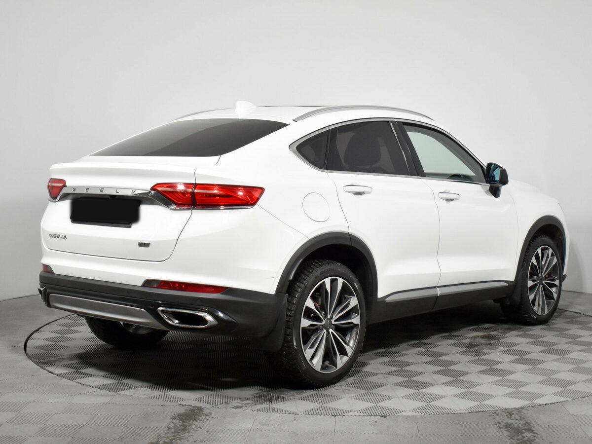 Geely Tugella 2021